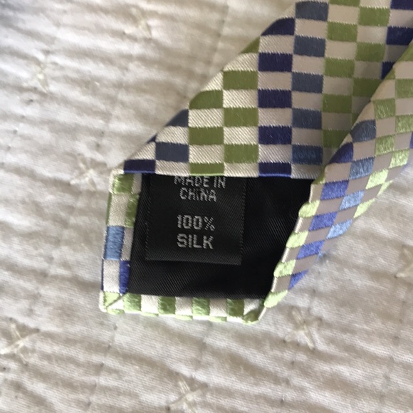 Michael Kors Geometric Check Tie - Picture 5 of 6